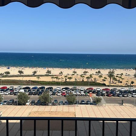 Vistas Frontales Al Mar Apartment Емпуриабрава Екстериор снимка